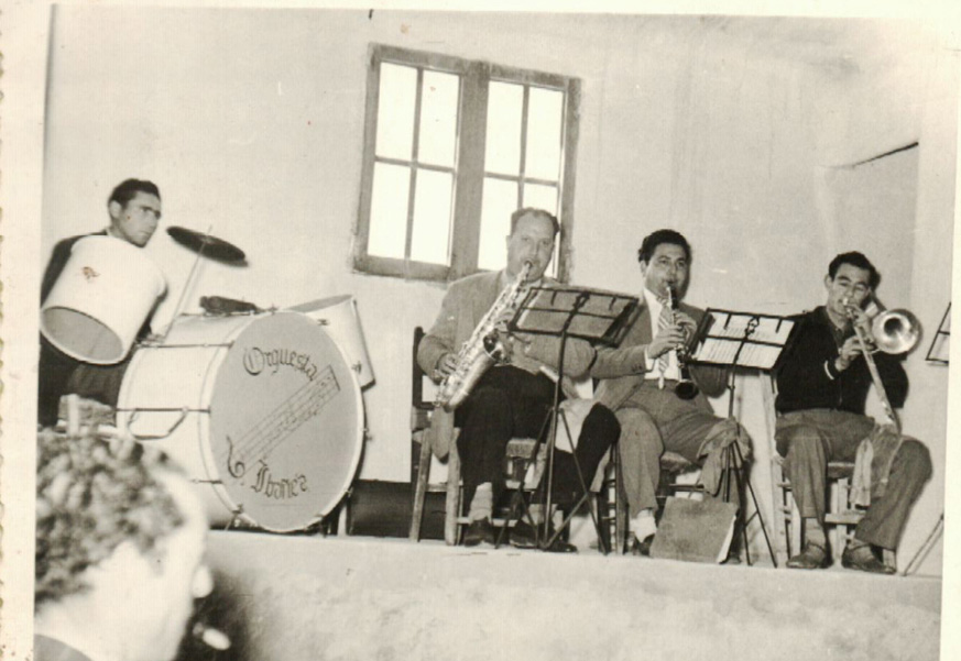 AO 1956  Fotografa cedida por Anastasio Camino